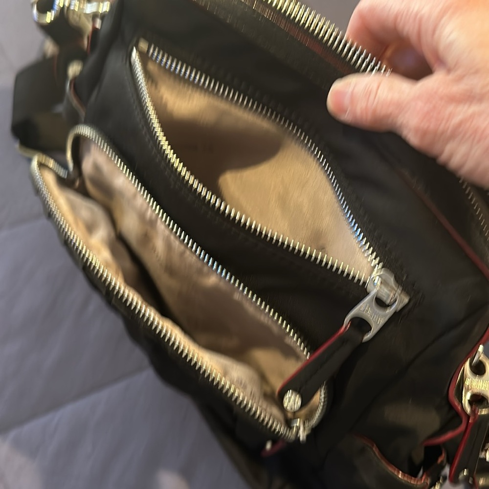 MZ Wallace great black bag everyday or travel lots ox pockets to organize - Picture 3 of 7